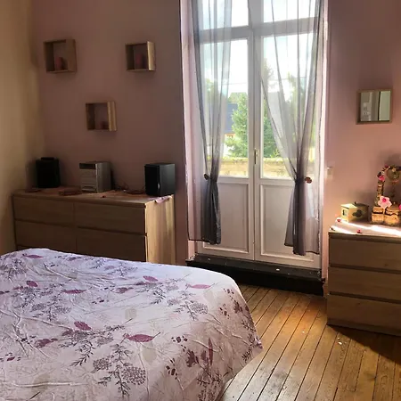 Вилла 3 St Quentin Urvillers